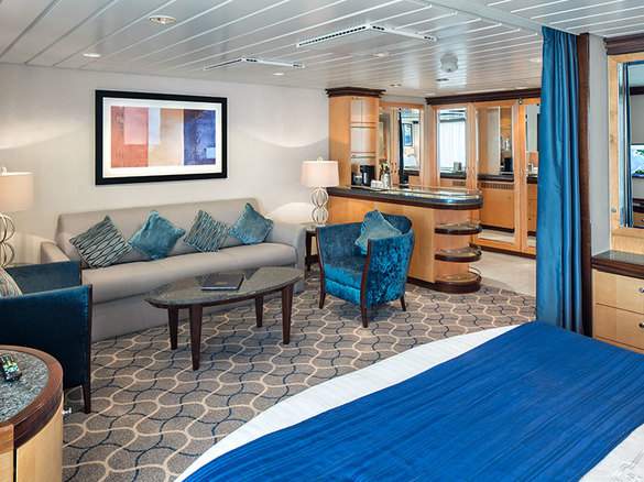 RCI Liberty of the Seas Grand Suite.jpeg